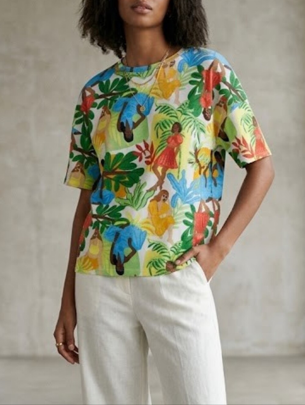 Zara Tropical Printed Short Sleeve Tee in Multicolor Size Large